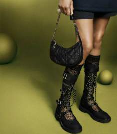 Picture of Dior Handbags _SKUfw239222733fw